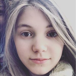 Meet your Posher, Alaina